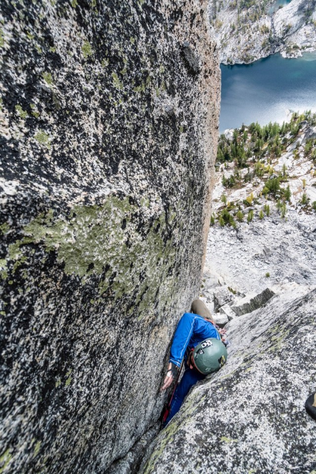 ben boldt photography, rock climbing, squeeze chimney, bergner-stanley, prusik peak, enchantments
